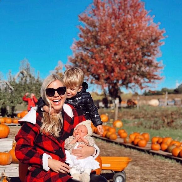 Meet your Posher, Kora - Picture 1 of 1